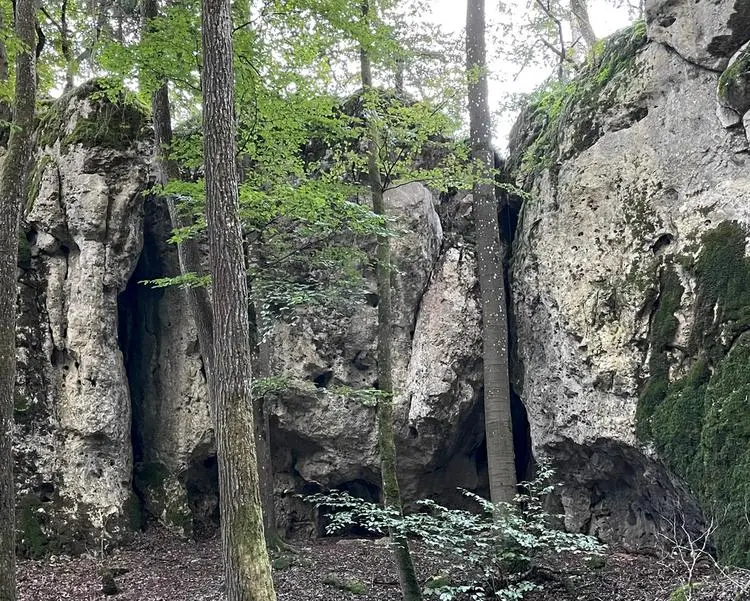 Klettertopo „Stüberl“ am Fels Blauer Klaus in Altmühltal