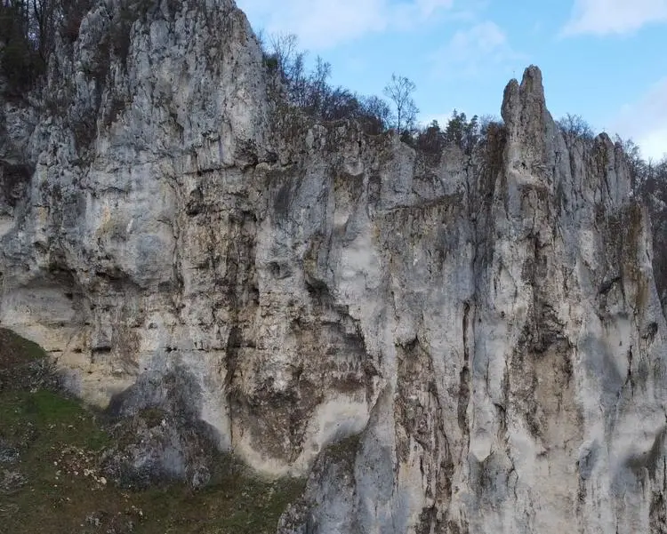 Klettertopo „Dohlenfels Nürnberger Weg“ am Fels Dohlenfels in Konstein