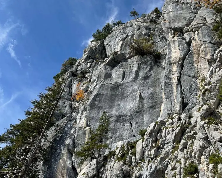 Klettertopo „Sonnendeck“ am Fels Krettenburg in Mangfallgebirge