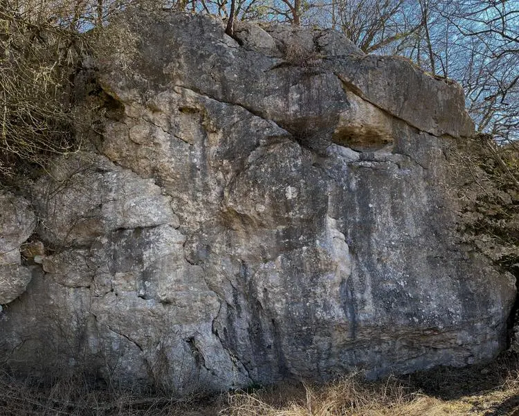 Klettertopo „Kuglerfels“ am Fels Kuglerfels in Labertal