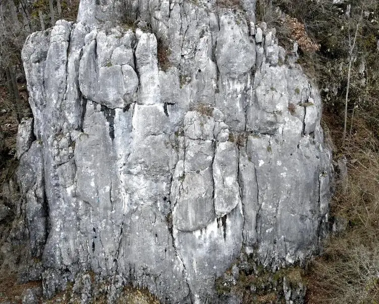 Klettertopo „Münchner Wand“ am Fels Münchner Wand in Konstein