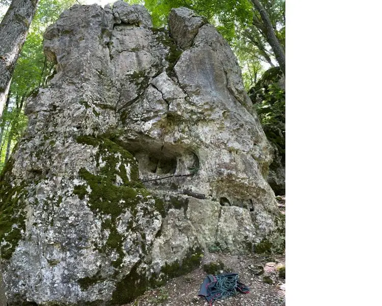 Klettertopo „Grosse Verschneidung“ am Fels Oberländer Wand in Konstein