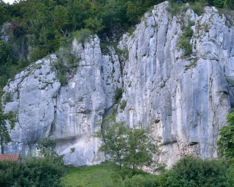 Klettertopo „Südwand“ am Fels Prunner Wand in Altmühltal